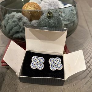 Vintage Avon Porcelain Basket Weaving Earring Set - white - circa 1992, Pierced!